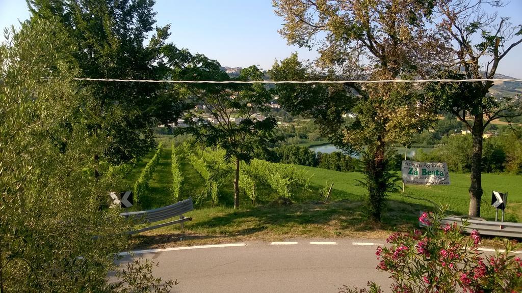 Agriturismo Za Beata Bed & Breakfast Penna Sant'Andrea Exterior foto