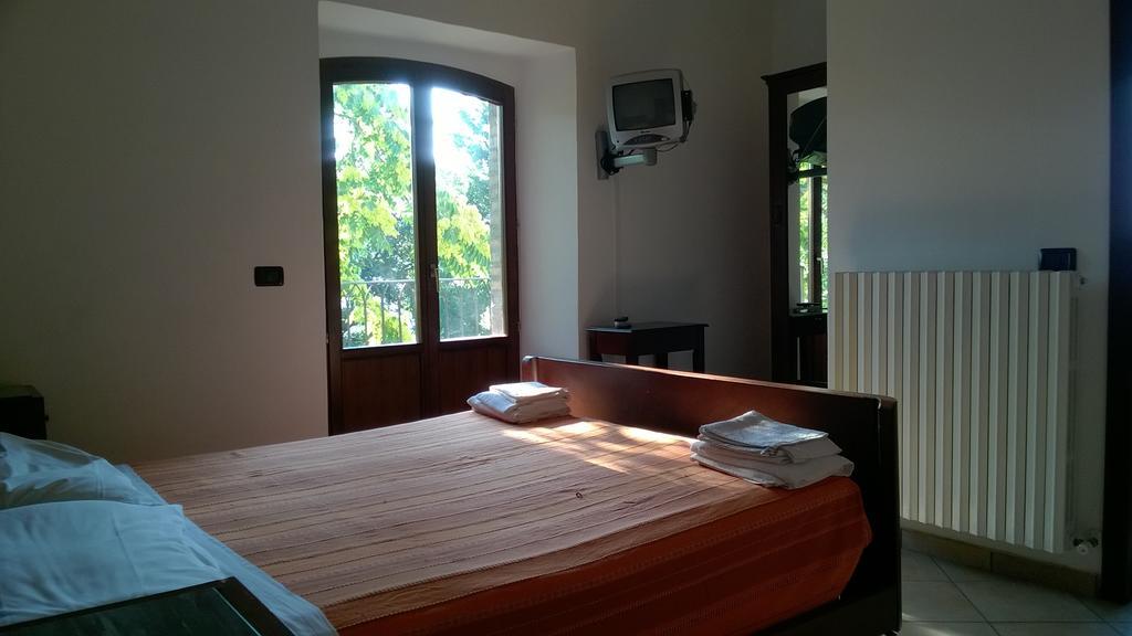 Agriturismo Za Beata Bed & Breakfast Penna Sant'Andrea Exterior foto